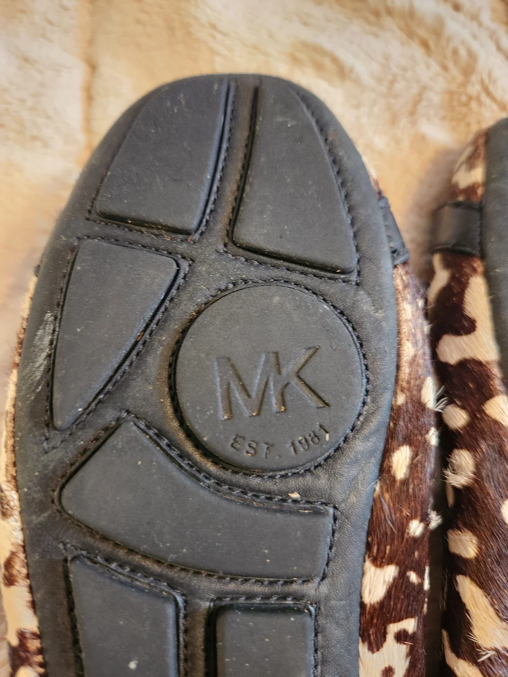 MICHAEL KORS Leopard Ballet Flats Shoes Calf Hair GUC Size 5.5M Animal Print
